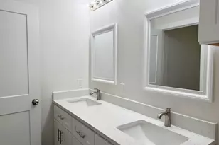3607 Sioux Trail, Granbury, TX 76048 - Photo 14