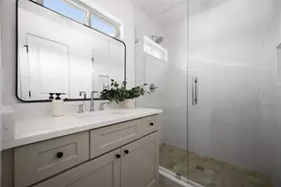 10201 Royal Highlands Dr, Dallas, TX 75238 - Photo 30