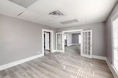 407 W Main Street, Whitesboro, TX 76273 - Photo 8