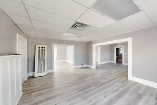407 W Main St, Whitesboro, TX 76273 - Photo 26