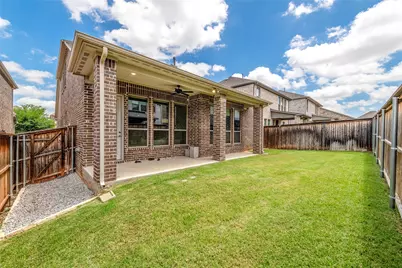 2264 Washington Drive, Carrollton, TX 75010 - Photo 6