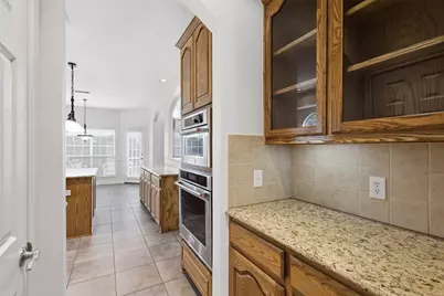 2305 Trickling Creek Drive, Garland, TX 75041 - Photo 14