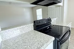 620 Race St, Crowley, TX 76036 - Photo 4