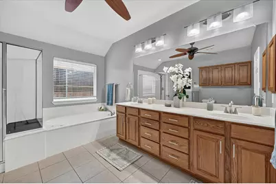 930 Royal Oak Lane, Burleson, TX 76028 - Photo 18