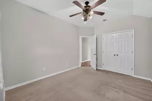 930 Royal Oak Ln, Burleson, TX 76028 - Photo 26
