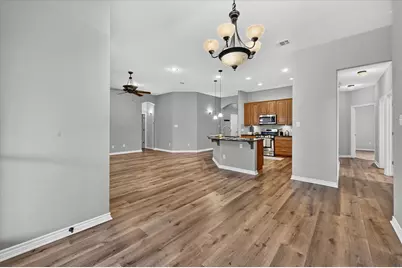 930 Royal Oak Lane, Burleson, TX 76028 - Photo 14