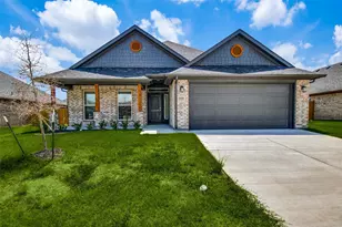 2806 Clover Dr, Sherman, TX 75092 - Photo 1