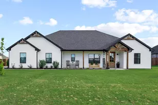 121 Chisolm Trl, Pottsboro, TX 75076 - Photo 1