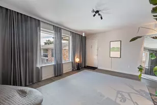 8069 Meadow Rd, Dallas, TX 75231 - Photo 4