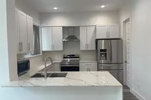 9495 Timberleaf Dr, Dallas, TX 75243 - Photo 4