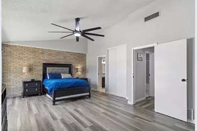 2059 Embassy Way, Carrollton, TX 75006 - Photo 14