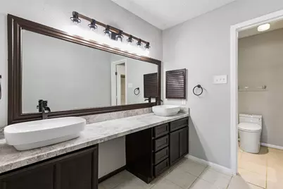 2059 Embassy Way, Carrollton, TX 75006 - Photo 18