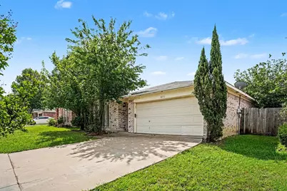 4216 Fernleaf Drive, Fort Worth, TX 76137 - Photo 2