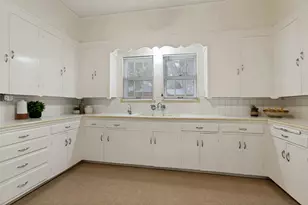 416 S 11th St, Garland, TX 75040 - Photo 14