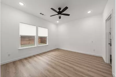 824 Hubert Street, Waco, TX 76704 - Photo 12