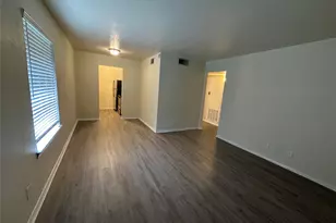 2211 S Vernon Ave, Dallas, TX 75224 - Photo 1