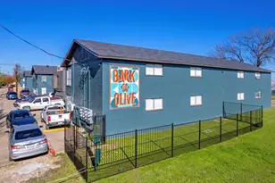 2211 S Vernon Ave, Dallas, TX 75224 - Photo 2