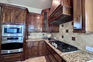 2508 Case Castle Ct, Lewisville, TX 75056 - Photo 12