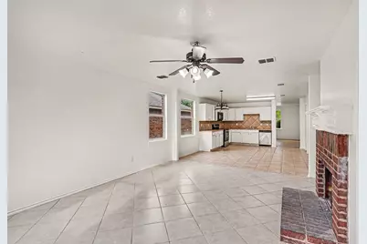 7656 Sienna Ridge Lane, Fort Worth, TX 76131 - Photo 4