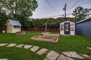 306 Harbin Ave, Waxahachie, TX 75165 - Photo 38