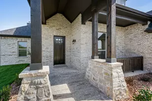 430 Paradise Ridge Dr, Waxahachie, TX 75167 - Photo 2