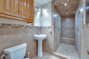 917 Meadowgate Dr, Garland, TX 75040 - Photo 24