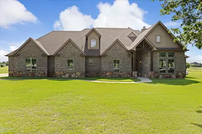 104 Rattling Antler Court, Azle, TX 76020 - Photo 2