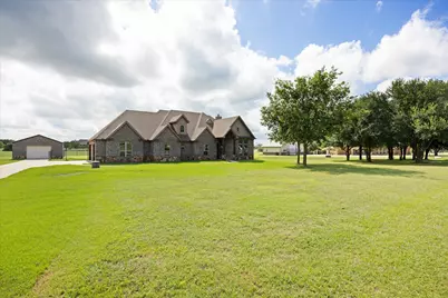 104 Rattling Antler Court, Azle, TX 76020 - Photo 26