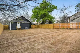 1106 W Chestnut St, Denison, TX 75020 - Photo 20