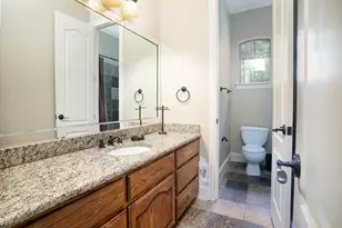 5200 Bayshore Dr, Athens, TX 75752 - Photo 32