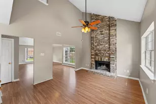 1004 Creekside Dr, Mesquite, TX 75181 - Photo 4