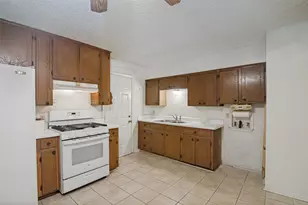 1007 Quincy Cir, Garland, TX 75040 - Photo 22