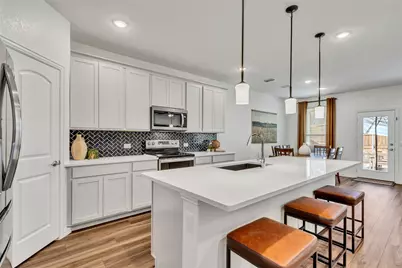 7061 Buffalo Cross Trail, Fort Worth, TX 76120 - Photo 2