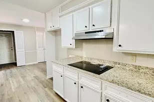312 Gladstone St, Corsicana, TX 75110 - Photo 8