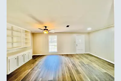 312 Gladstone Street, Corsicana, TX 75110 - Photo 2