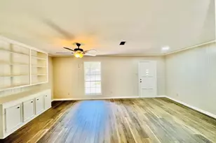 312 Gladstone St, Corsicana, TX 75110 - Photo 2
