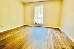 312 Gladstone St, Corsicana, TX 75110 - Photo 12