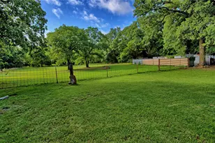 864 Upper Montague Rd, Bowie, TX 76230 - Photo 28