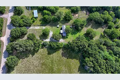 864 Upper Montague Road, Bowie, TX 76230 - Photo 32