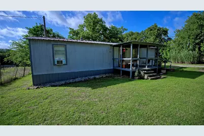 864 Upper Montague Road, Bowie, TX 76230 - Photo 10