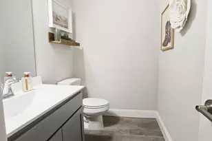 910 Park Vista Dr, Justin, TX 76247 - Photo 4