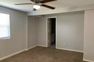 1107 Oxford St, River Oaks, TX 76114 - Photo 12