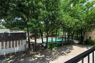 836 Chateau Valee Cir, Bedford, TX 76022 - Photo 20