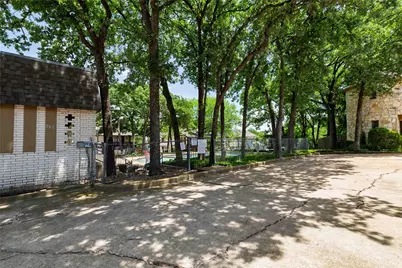 836 Chateau Valee Circle, Bedford, TX 76022 - Photo 24