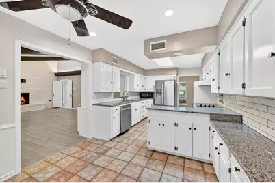 3763 Vinecrest Drive, Dallas, TX 75229 - Photo 14
