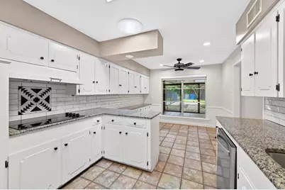3763 Vinecrest Drive, Dallas, TX 75229 - Photo 12