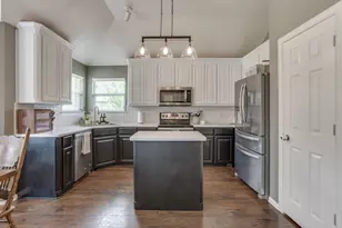 112 Bullava Ct, Crowley, TX 76036 - Photo 10