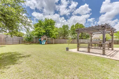 112 Bullava Court, Crowley, TX 76036 - Photo 28