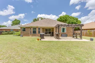 112 Bullava Ct, Crowley, TX 76036 - Photo 30