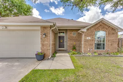 112 Bullava Court, Crowley, TX 76036 - Photo 2